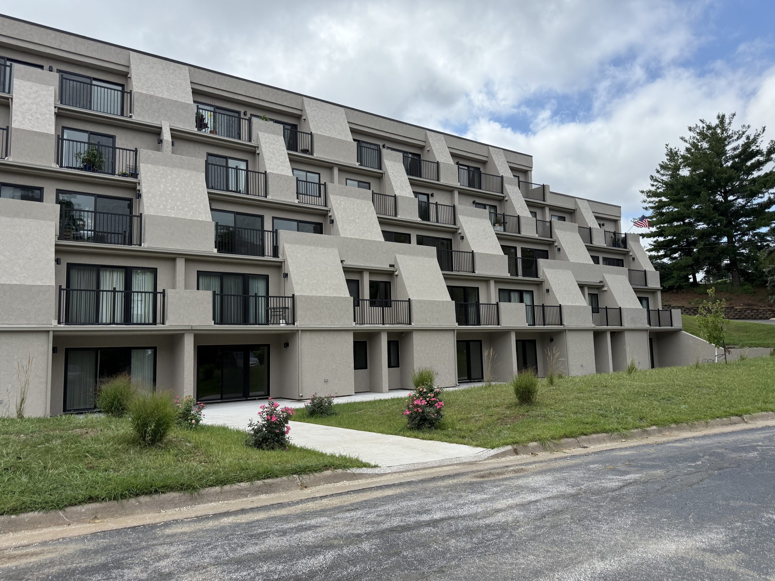 Ridgecrest's terrace building